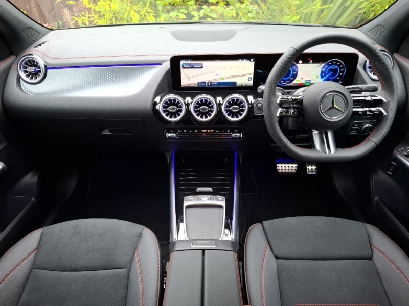 Mercedes-Benz EQA Eqa 250 140Kw Urban Edition 70.5Kwh Black #3