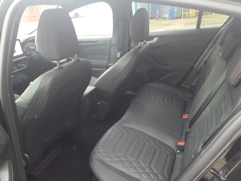 Ford Focus 1.0 Ecoboost Hybrid Mhev 155 St-line X BMZ5362 Black #6