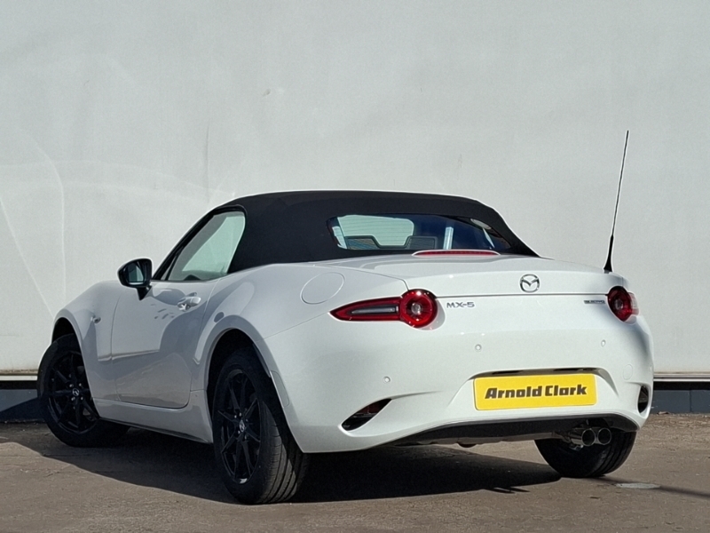 Mazda MX-5 1.5 132 Prime-line White #2