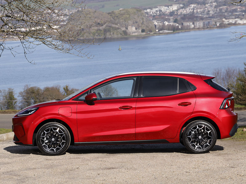 MG MG4 118Kw Premium Long Range 54Kwh Red #4