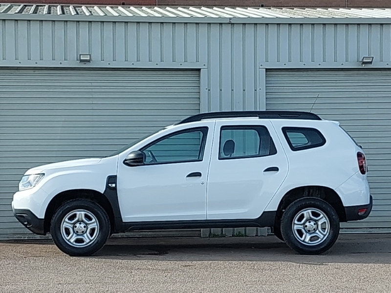 Dacia Duster 1.6 Sce Essential White #4