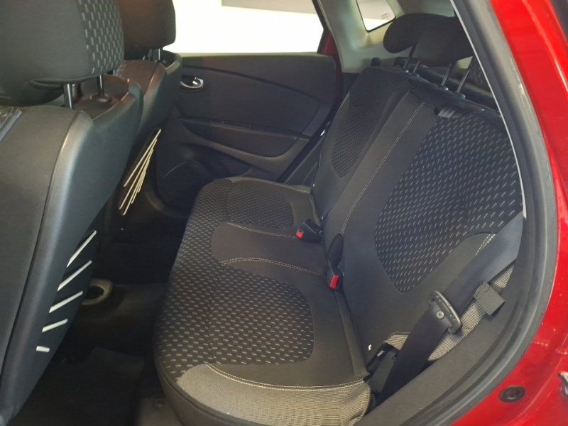 Renault Captur 1.5 Dci 90 Dynamique S Nav Red #5