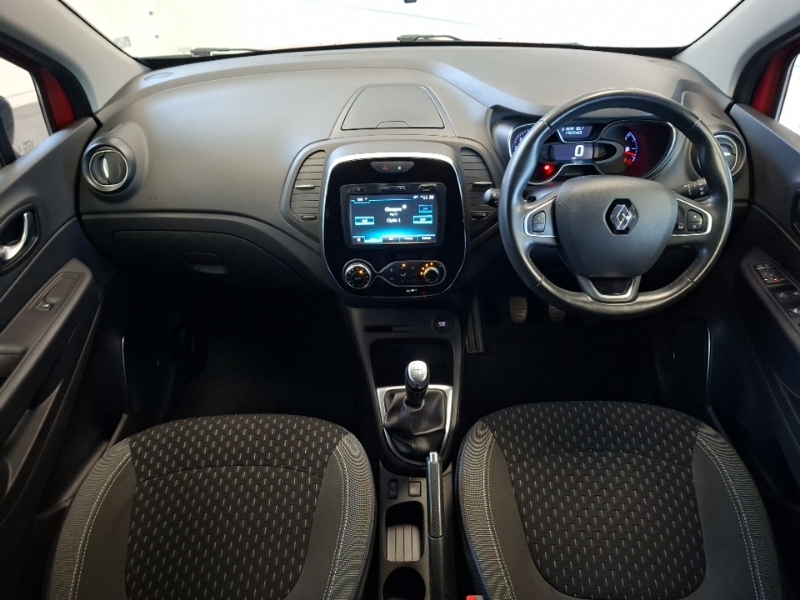 Renault Captur 1.5 Dci 90 Dynamique S Nav Red #3