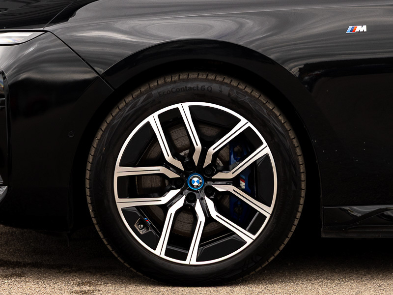 BMW i7 105.7Kwh Excellence Pro Saloon Blue #17