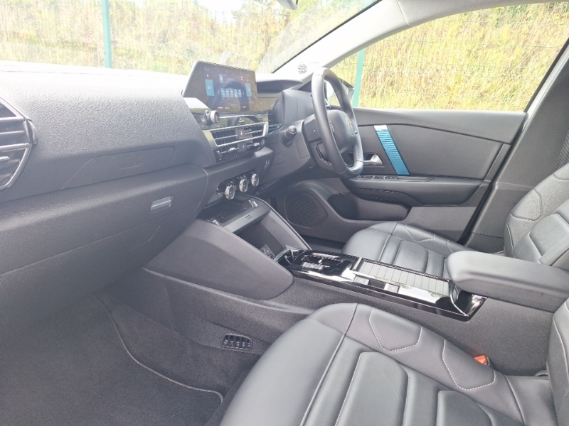 Citroen e-C4 100Kw Shine Plus 50Kwh White #5