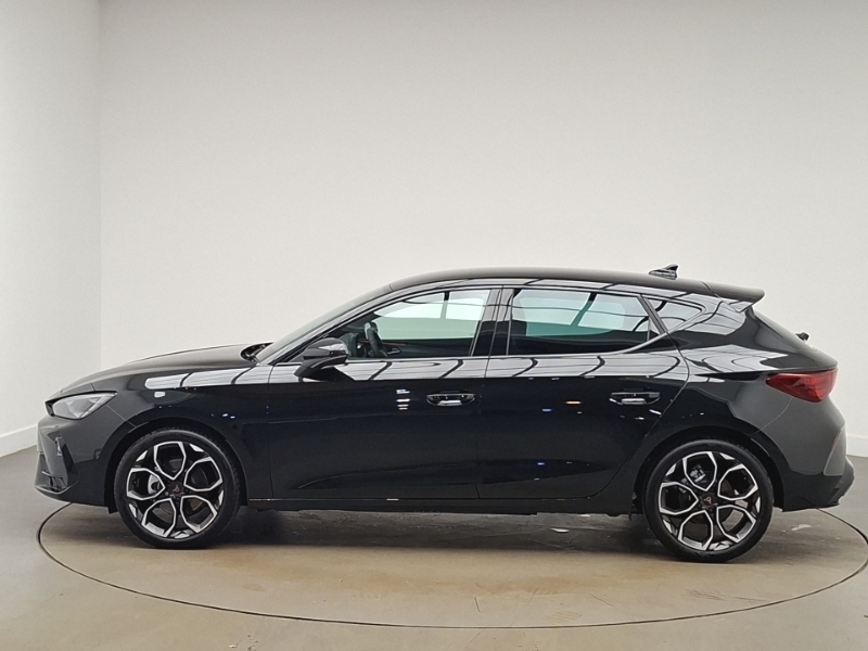 Cupra Leon 1.5 Etsi 150 V2 Dsg Black #4