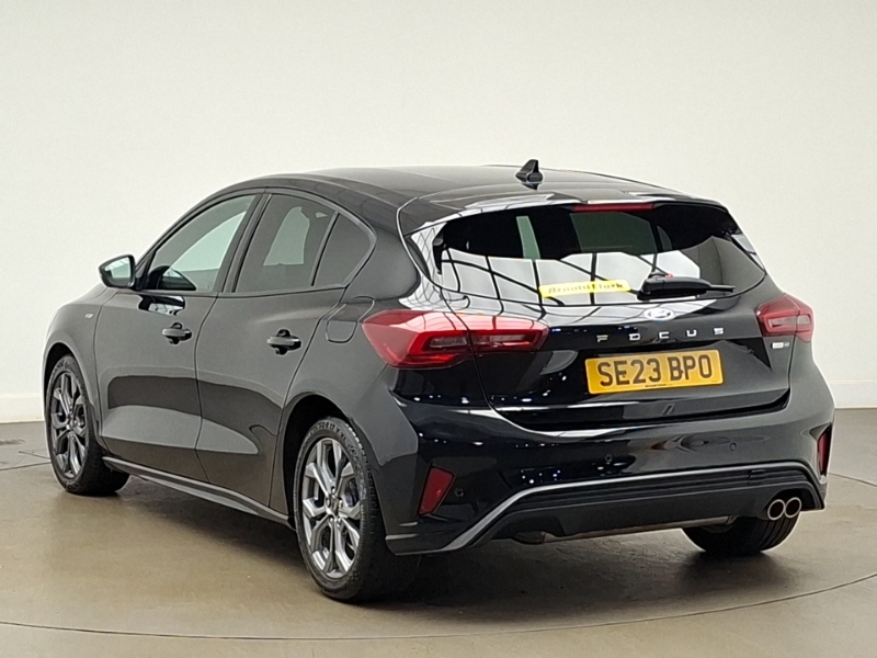 Ford Focus 1.0 Ecoboost Hybrid Mhev 155 St-line SE23BPO Black #2