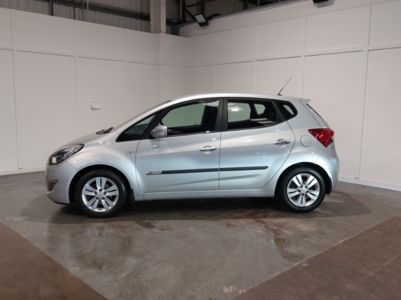 Hyundai Ix20 1.6 Active Silver #4