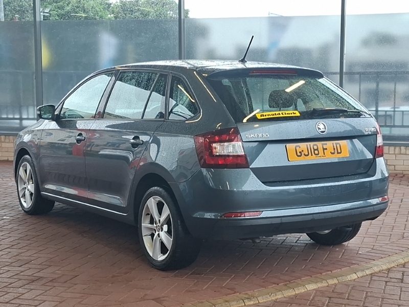 Skoda Rapid Spaceback 1.0 Tsi 110 Se Tech Grey #2