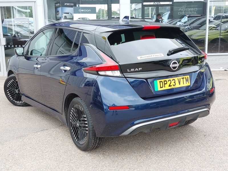 Nissan Leaf 110Kw N-connecta 39Kwh DP23VTM Blue #2