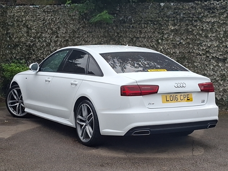Audi A6 2.0 Tdi Ultra Black Edition White #2