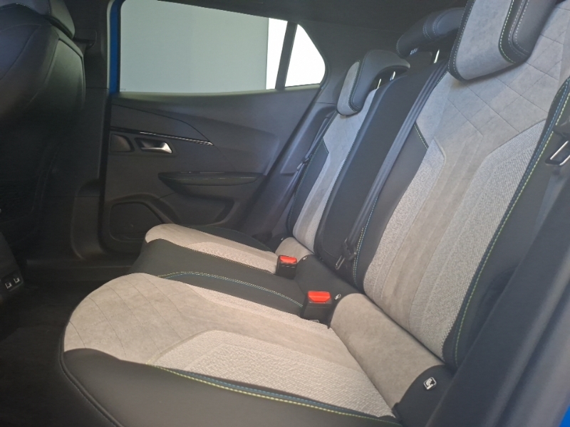 Peugeot e-2008 100Kw Gt Premium 50Kwh Blue #6