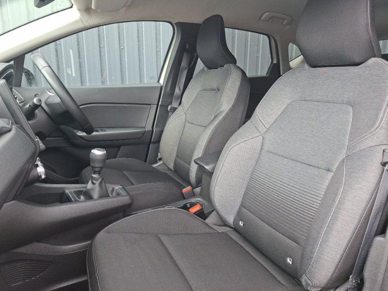 Renault Captur 1.3 Tce 130 Iconic Black #5