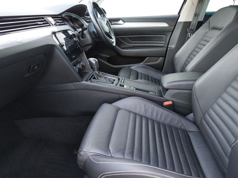 Volkswagen Passat 1.6 Tdi Sel Dsg Black #5