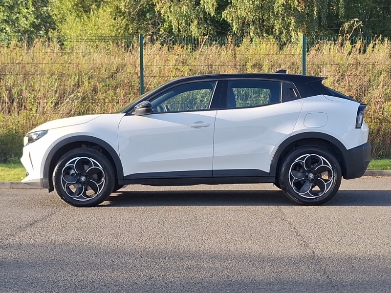 Alfa Romeo Junior 1.2 Turbo Ibrida White #4