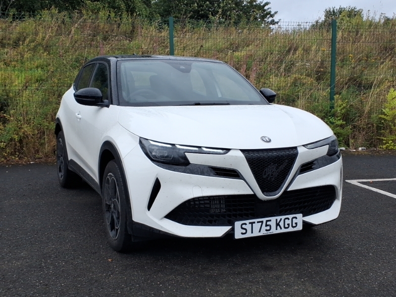 Alfa Romeo Junior 1.2 Turbo Ibrida White
