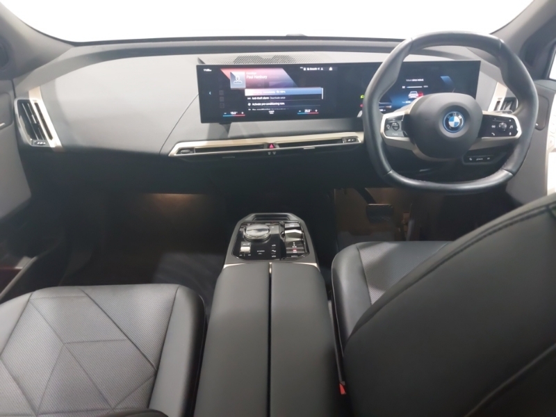 BMW iX 385Kw Xdrive50 M Sport 111.5Kwh Sky White #3