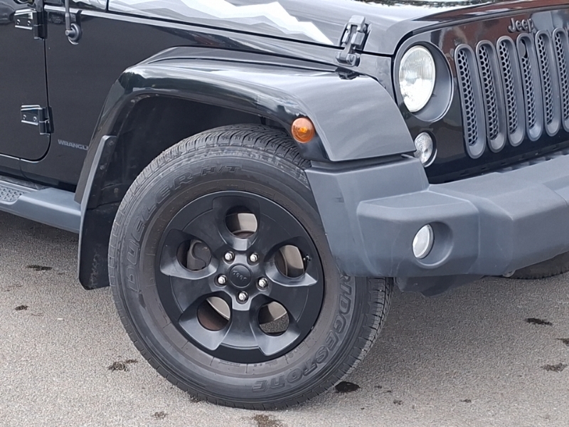 Jeep Wrangler Wrangler Sahara V6 White #20