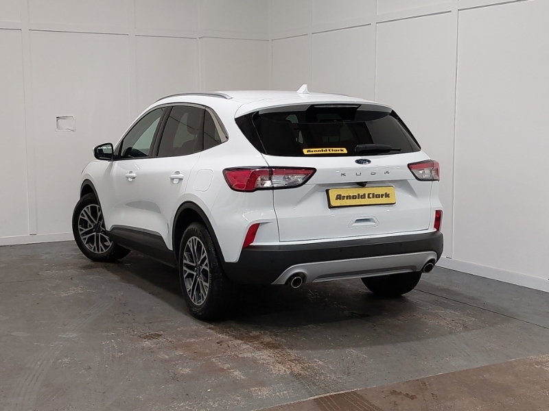 Ford Kuga 1.5 Ecoboost 150 Titanium Edition White #2