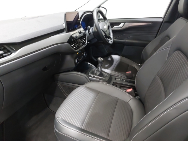 Ford Kuga 1.5 Ecoboost 150 Titanium Edition White #5