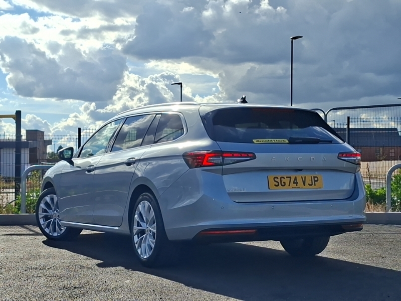 Skoda Superb 2.0 Tdi Se L Dsg Silver #2