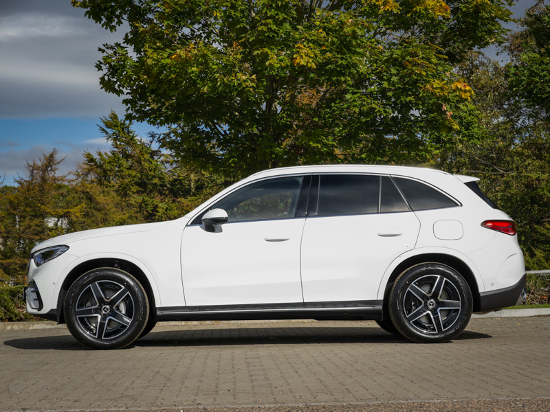 Mercedes-Benz GLC Class Glc 300De 4Matic Amg Line 9G-tronic White #4