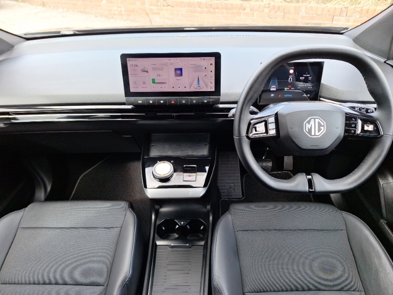 MG MG4 150Kw Trophy Ev Long Range 64Kwh Black #3