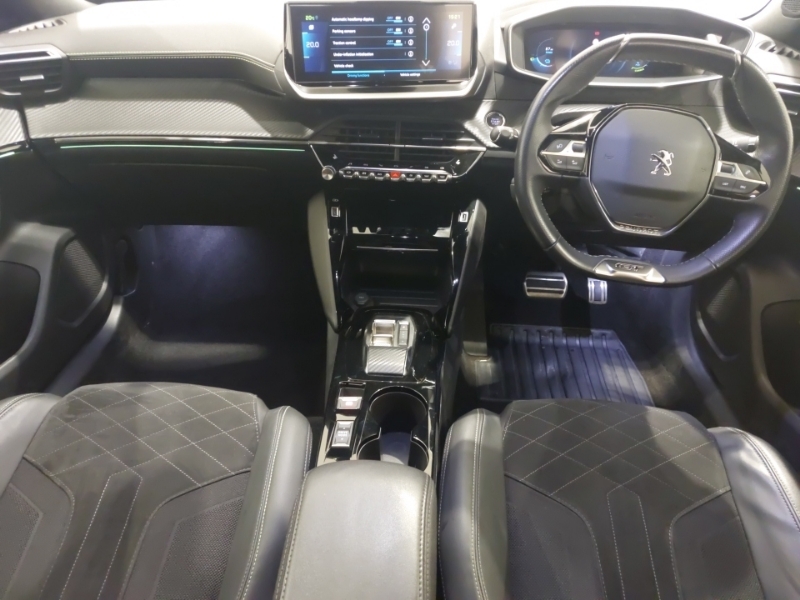 Peugeot e-2008 100Kw Gt Premium 50Kwh White #3