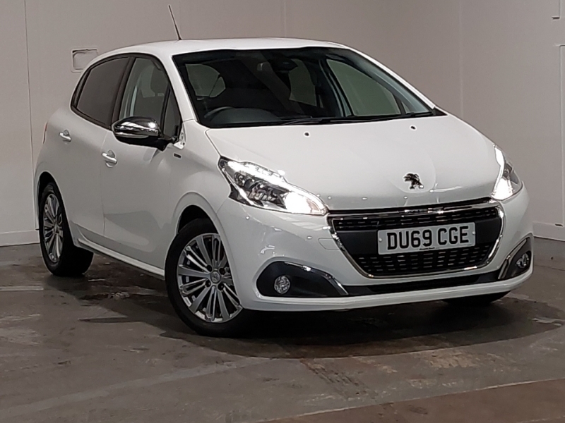 Peugeot 208 1.2 Puretech 82 Signature Start Stop White