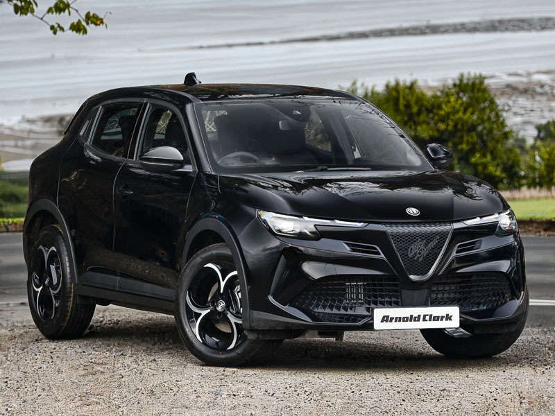 Alfa Romeo Junior 1.2 Turbo 145 Ibrida Ti Black