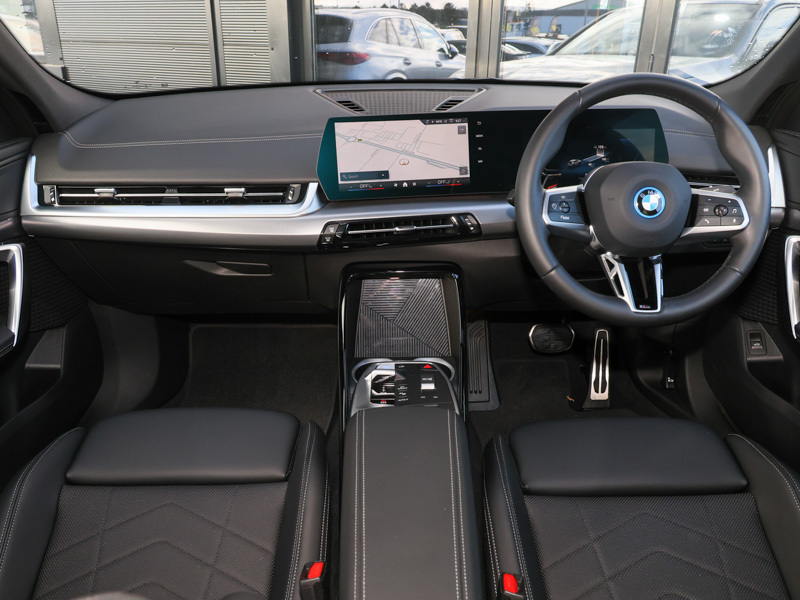 BMW iX2 230Kw Xdrive30 Shadow Edition 65Kwh Grey #4