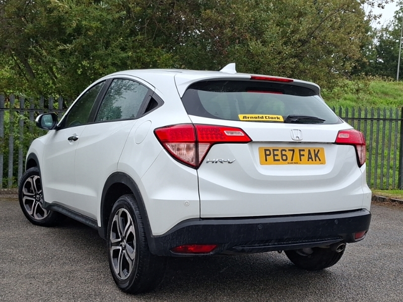 Honda Hr-V 1.6 I-dtec Se PE67FAK White #2