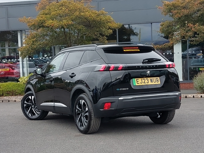 Peugeot e-2008 100Kw Allure Premium 50Kwh Black #2