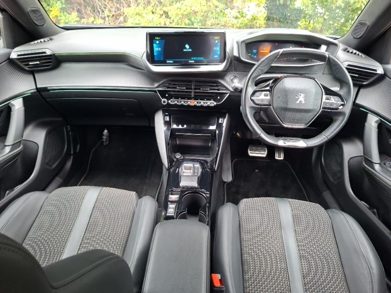 Peugeot e-2008 100Kw Gt 50Kwh Grey #3