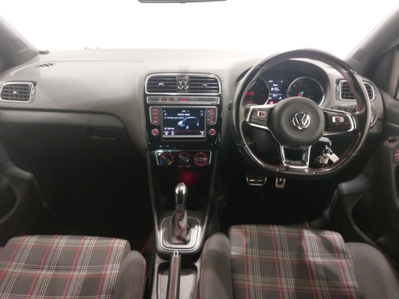 Volkswagen Polo 1.8 Tsi Gti Dsg Black #3