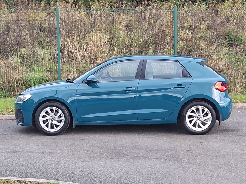 Audi A1 30 Tfsi Sport Green #4