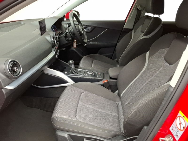 Audi Q2 1.4 Tfsi Sport S Tronic EK18LFO Red #5