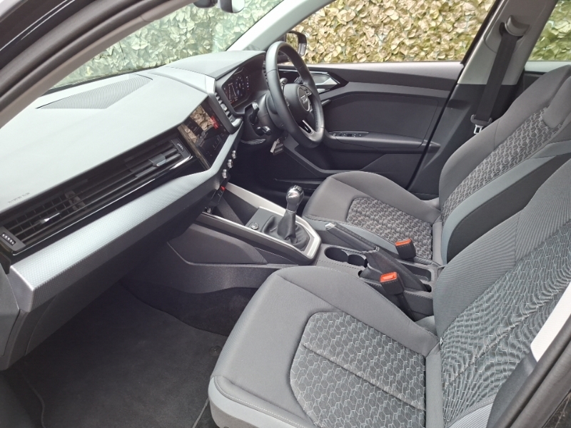 Audi A1 25 Tfsi Sport Black #5