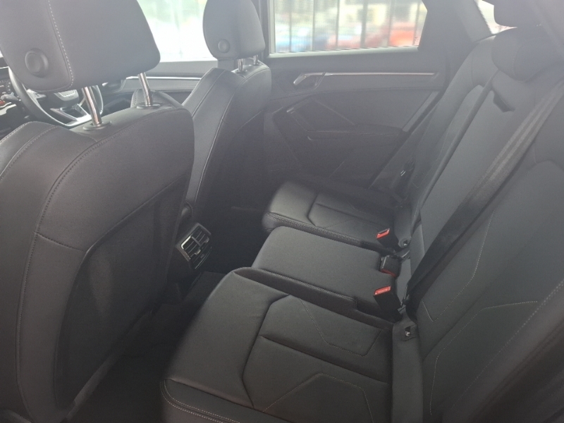 Audi Q3 35 Tfsi Black Edition S Tronic SE23XCT Black #6
