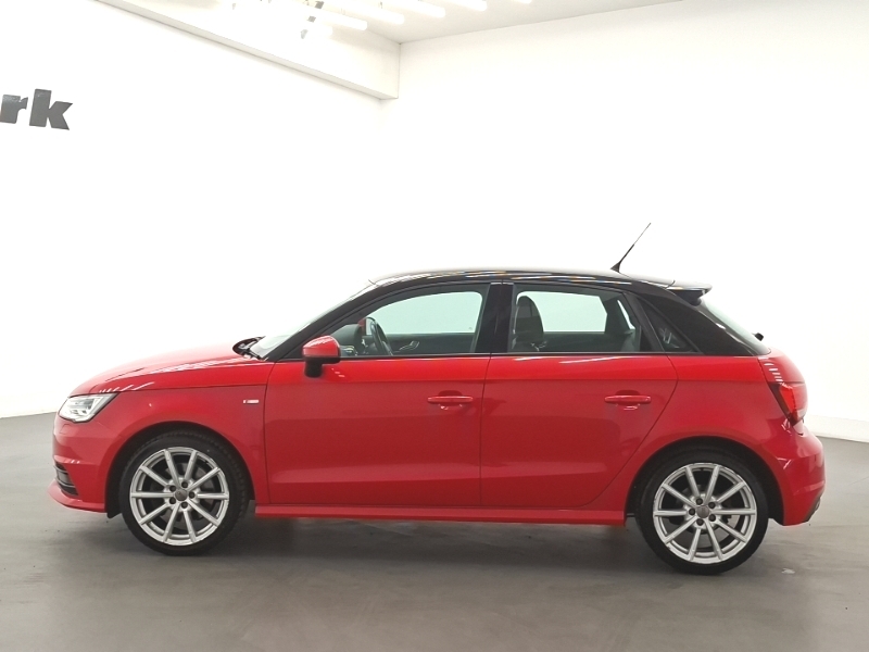 Audi A1 1.4 Tfsi S Line Red #4