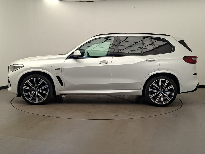 BMW X5 Xdrive45e M Sport White #4