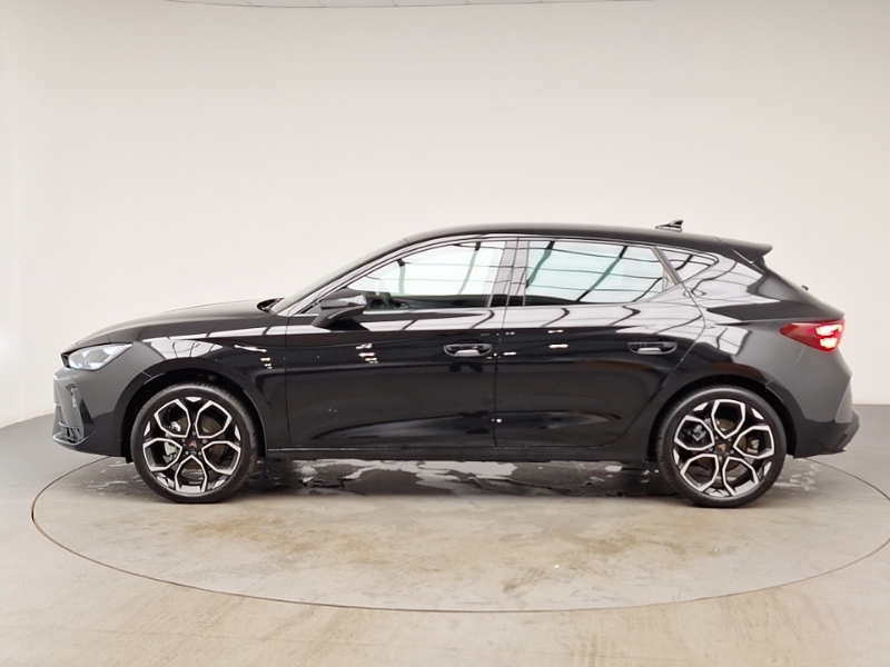 Cupra Leon 1.5 Etsi 150 V2 Dsg Black #4