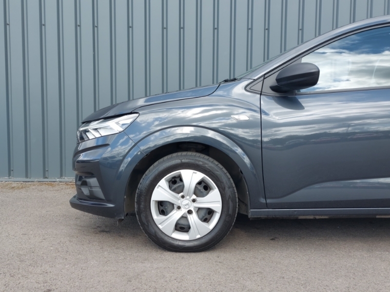 Dacia Sandero 1.0 Tce Bi-fuel Essential Black #19