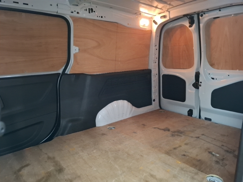 Fiat Doblo 1.5 Multijet 100 H1 Van Primo White #6