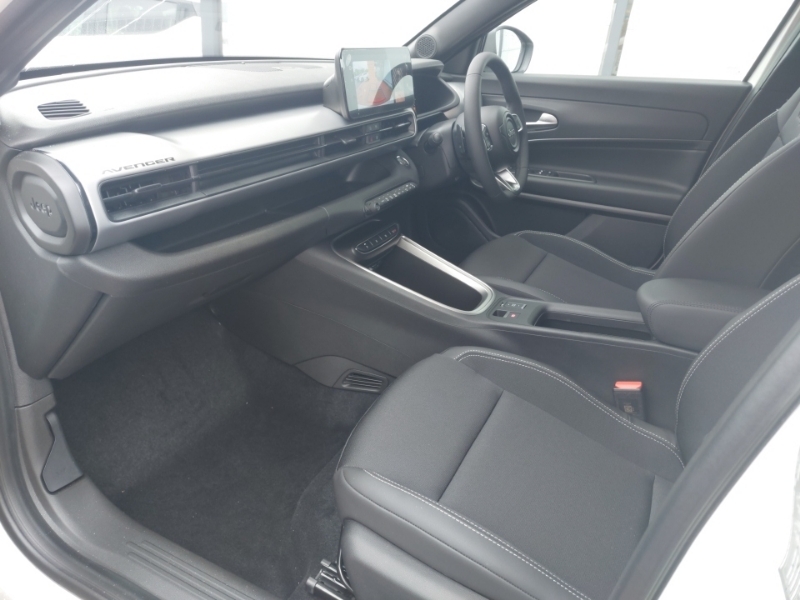 Jeep Avenger 1.2 E-hybrid Altitude Dct White #5