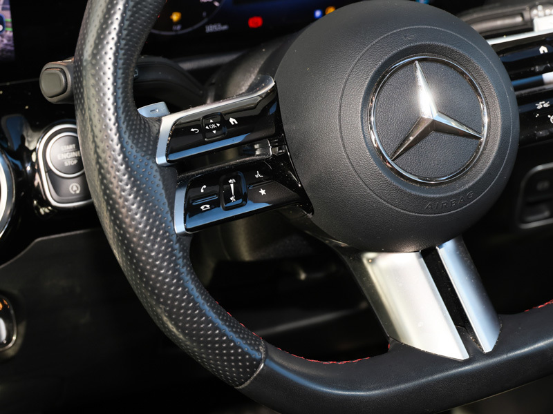 Mercedes-Benz GLA Class 2.0 Gla220d Amg Line Premium Plus 8G-dct 4Matic Black #11