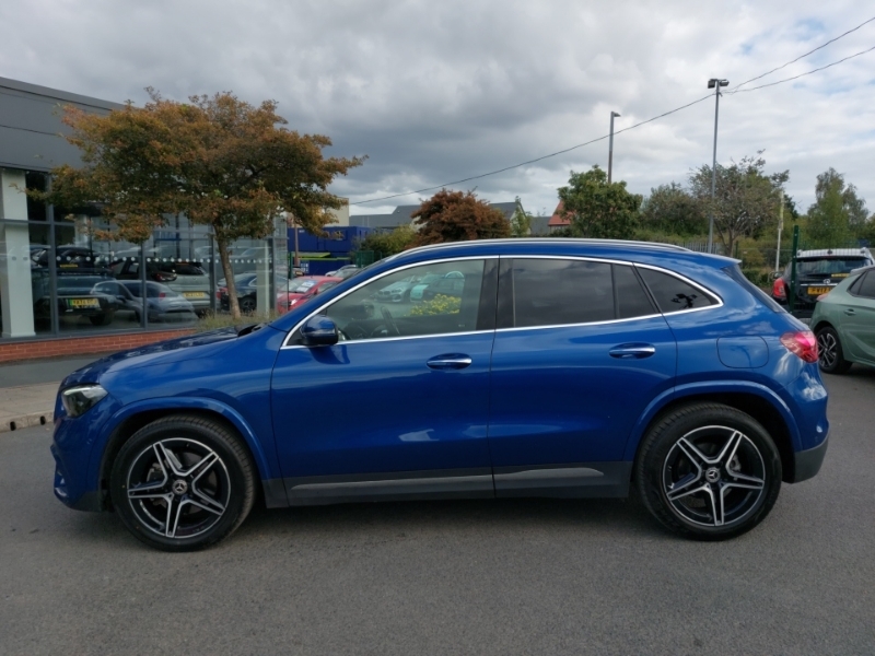 Mercedes-Benz GLA Class Gla 200 Amg Line Executive EO25LXD Blue #4