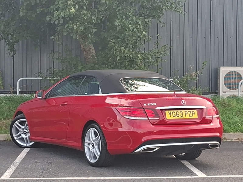Mercedes-Benz E Class E250 Cdi Amg Sport 7G-tronic Red #2