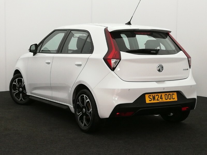 MG MG3 1.5 Vti-tech Exclusive Navigation White #2