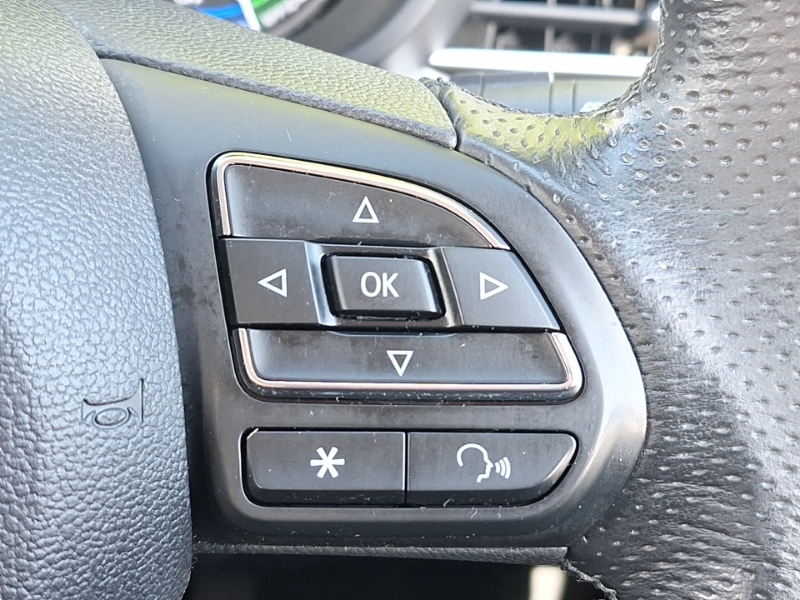 MG MG5 61.1Kwh Exclusive Long Range Estate A White #13